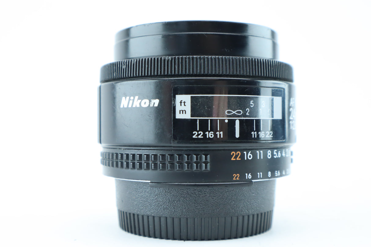 Nikon AF Nikkor 24mm 2,8
