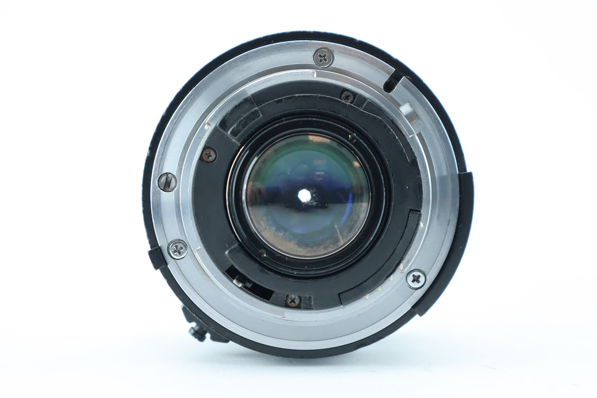 Nikon AF Nikkor 24mm 2,8