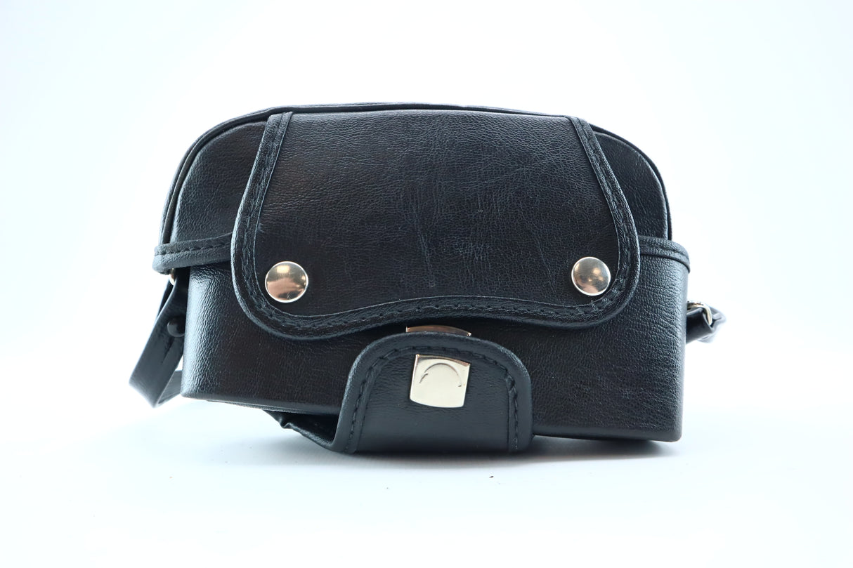 Praktica B200 Electronic + Pentacon Prakticar 50mm f/1.8 MC