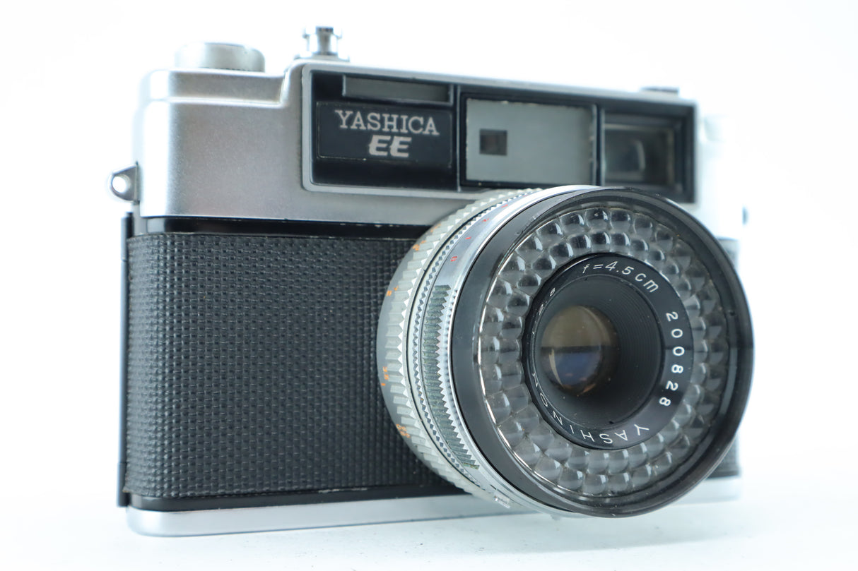 Yashica EE with Yahinon 2,8/4,5cm