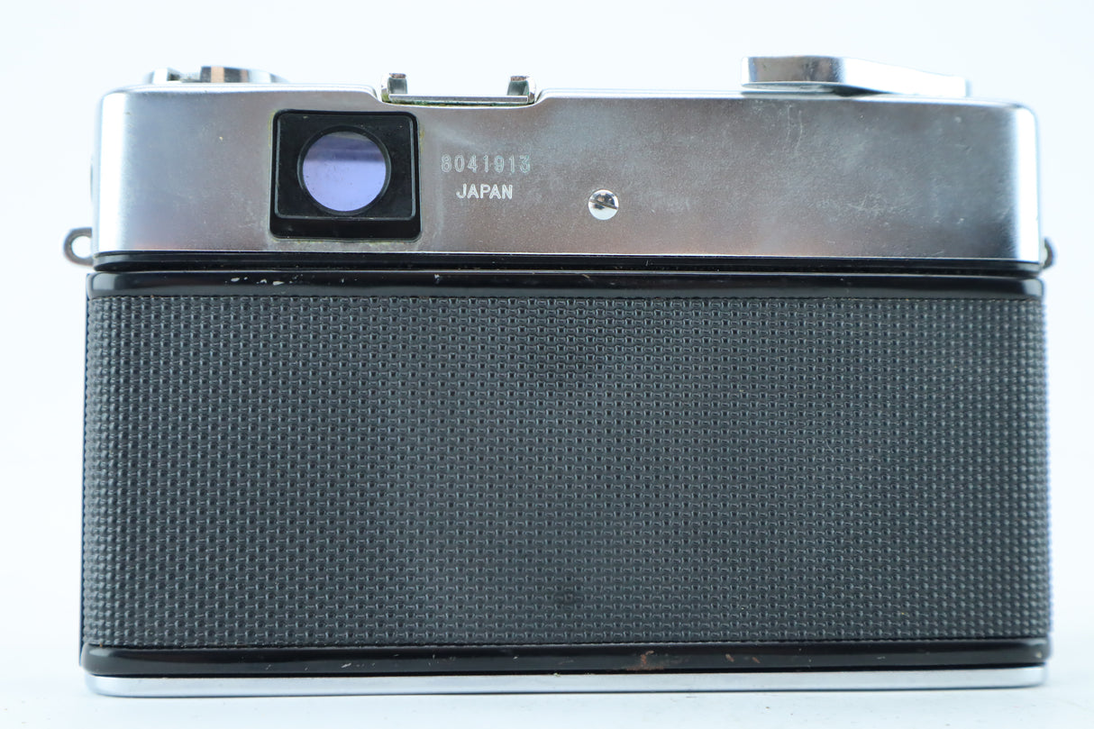 Yahica Minister III with Yashinon 2,8/45mm