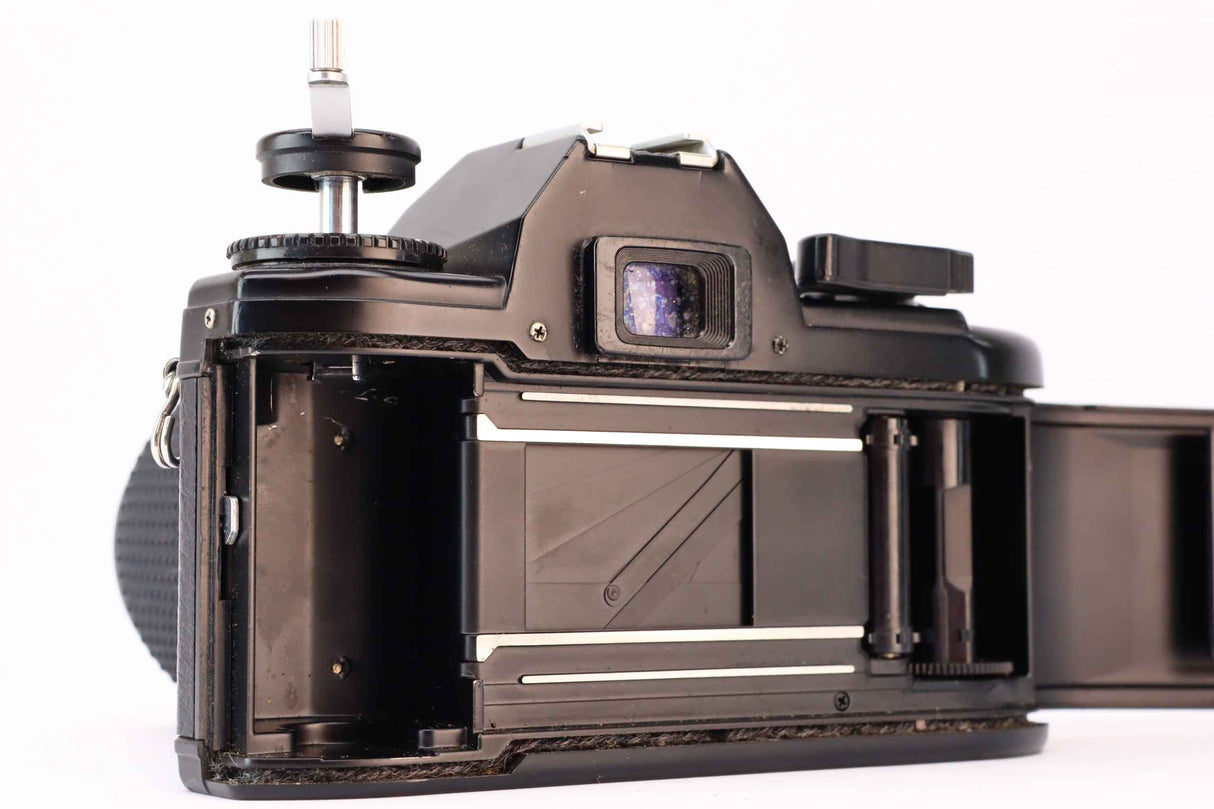 Nikon EM 35-70mm 1:3,5-4,5