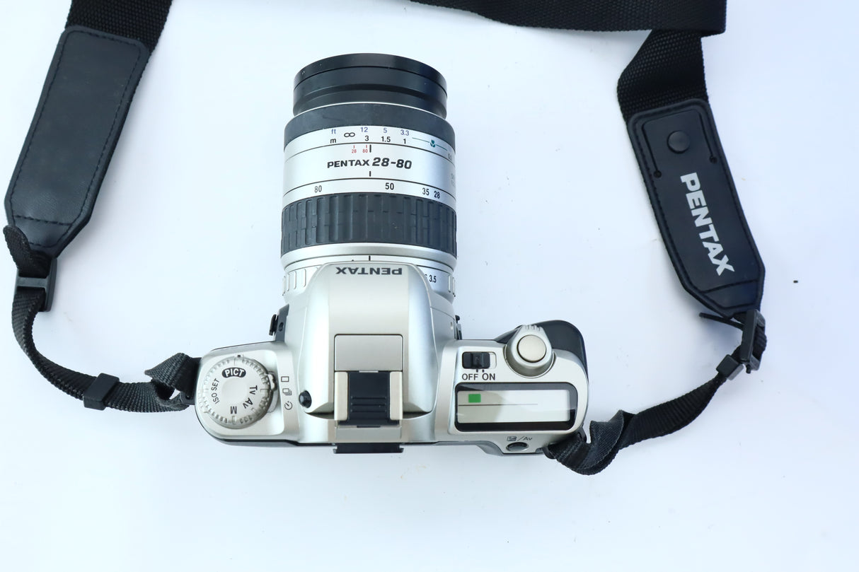 Pentax MZ-50 + SMC Pentax-FA 28-80mm f/3.5-5.6