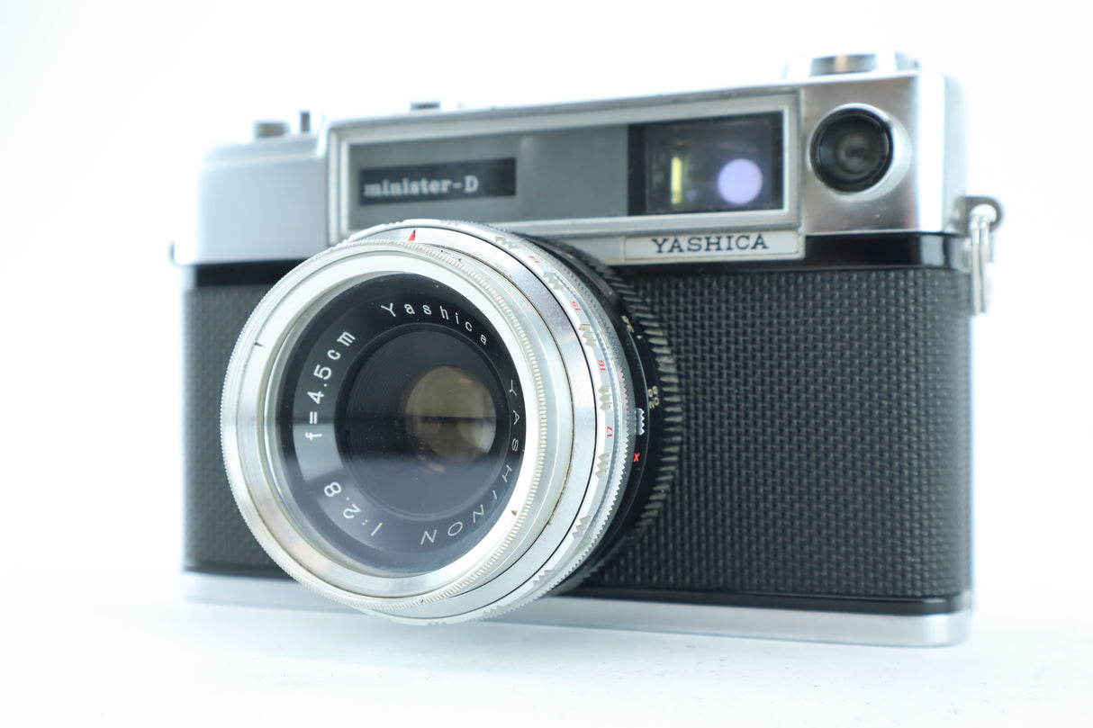 Yashica Minister-D with Yashinon 2,8/4,5cm