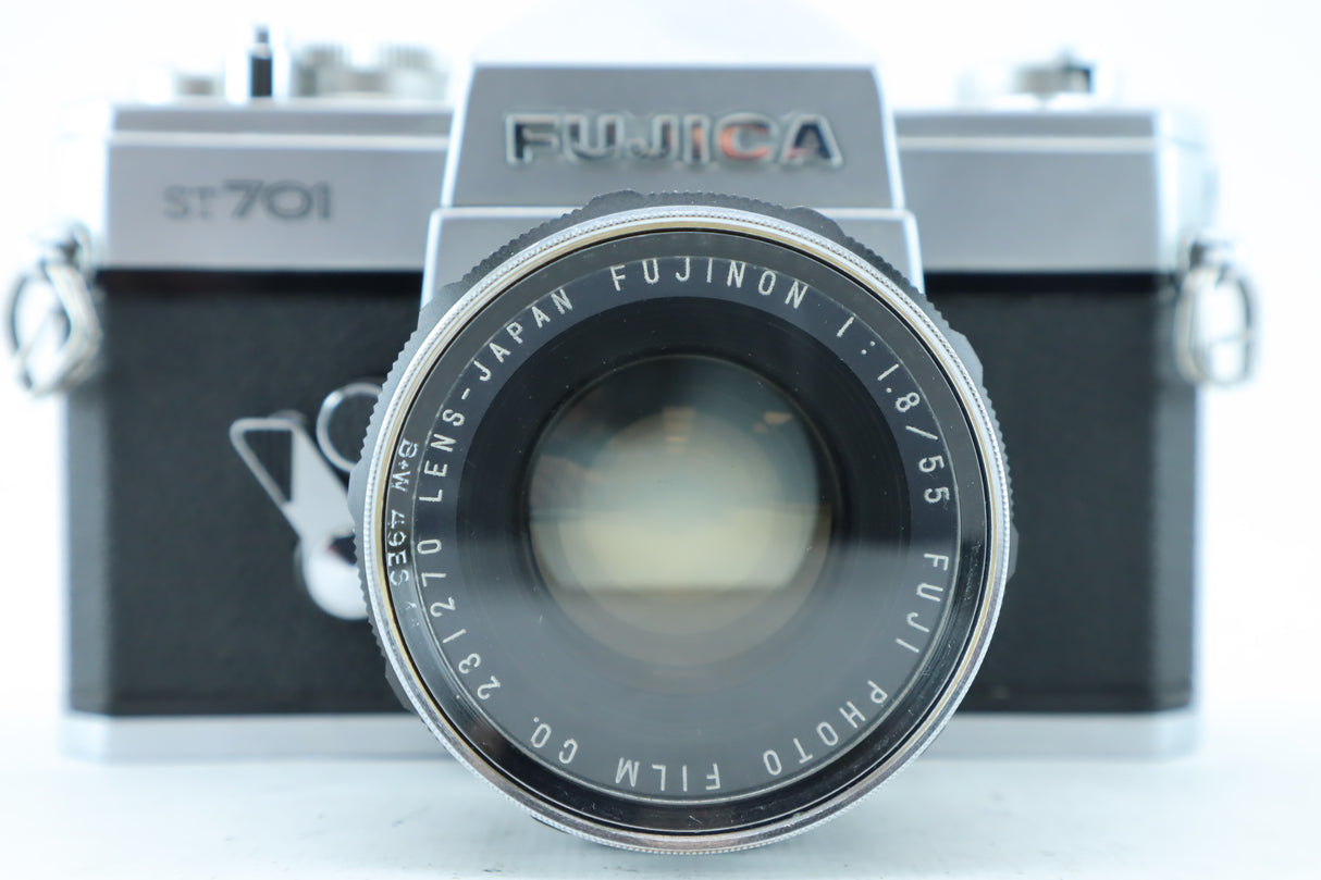 Fujica ST701 with Fujinon 1,8/55mm
