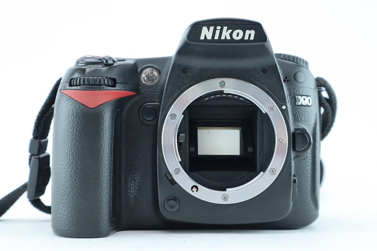 Nikon D90
