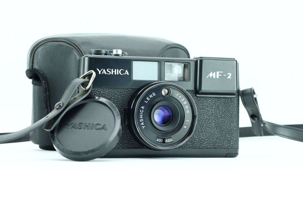 Yashica MF-2 avec objectif Yashica f=38mm 1:4