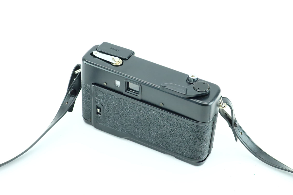 Yashica MF-2 avec objectif Yashica f=38mm 1:4