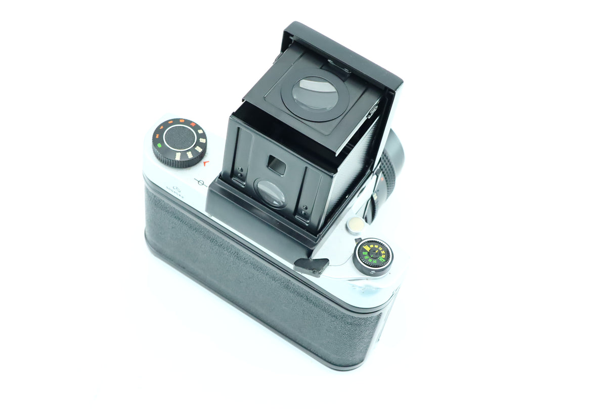 Kiew-60 mit 2,8/80-Objektiv