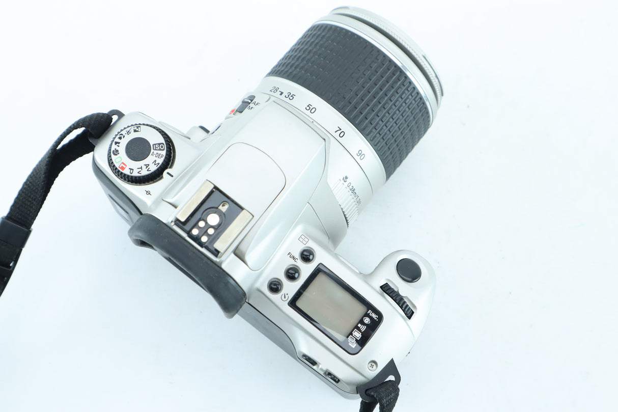 Canon EOS 300 with EF 28-90mmm 4-5,6