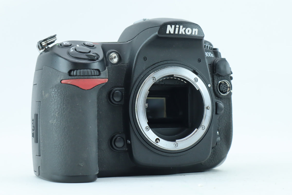 Nikon D300S