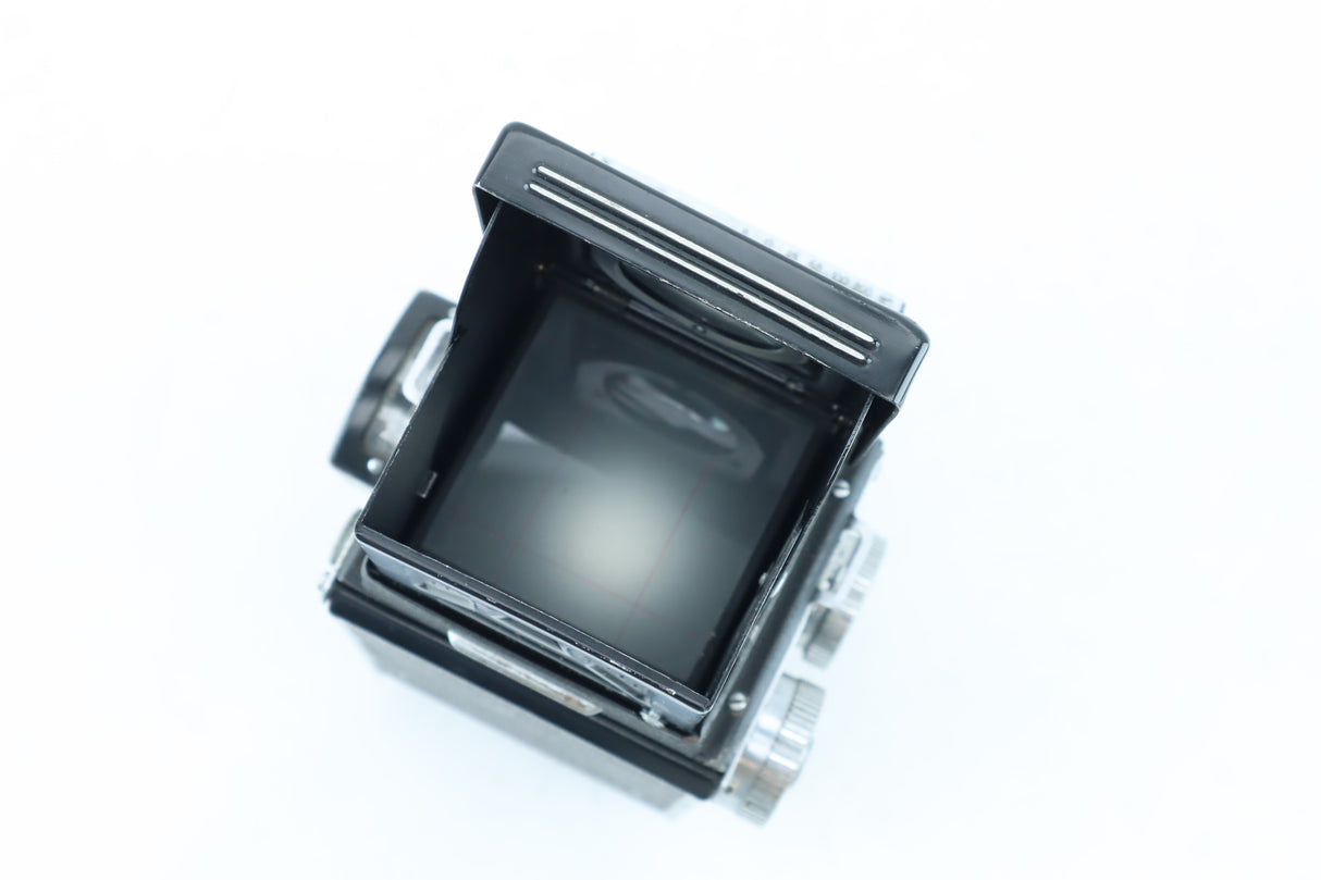 Yashicaflex 19799 with 2x Yashimar 3,5/80mm