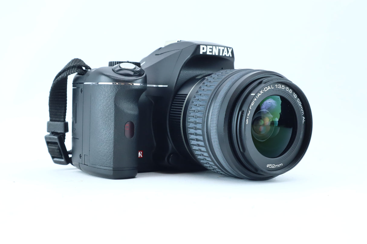 Pentax K-x with SMC Pentax-DA L 18–55mm f/3.5–5.6