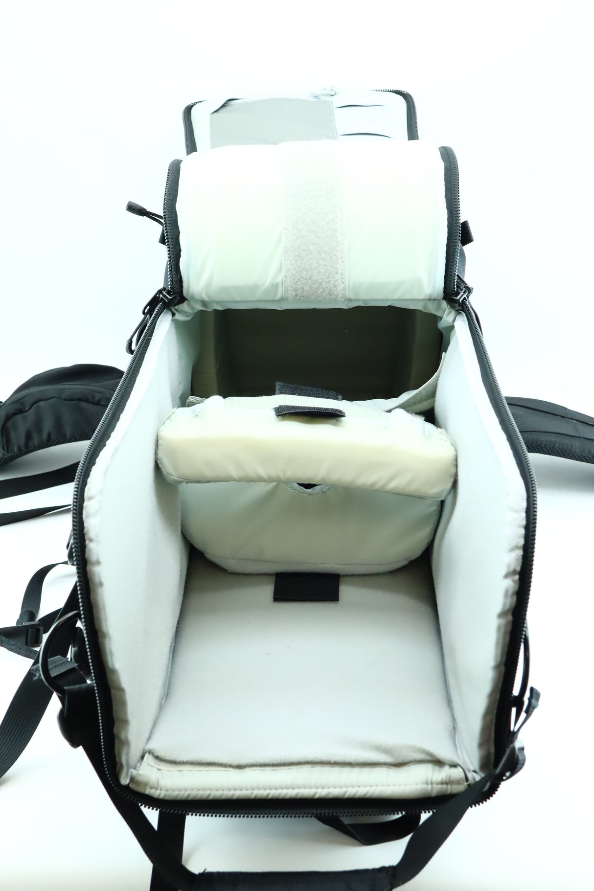 LowePro Lens Trekker 600 AW III