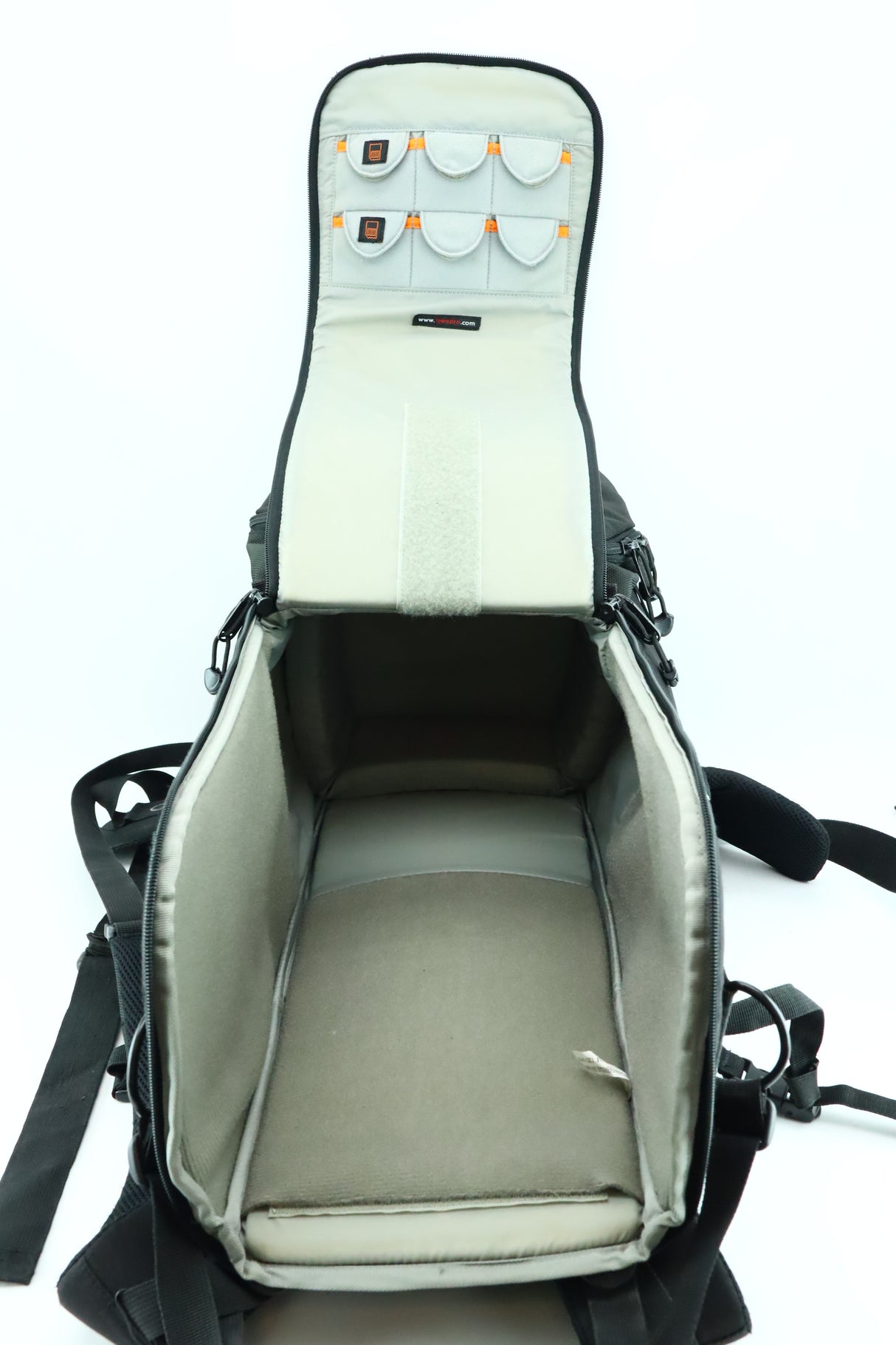 LowePro Lens Trekker 600 AW II