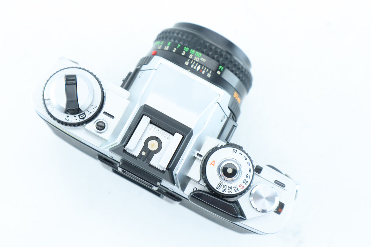 Minolta XG-M with MD Rokkor 50mm 1,7