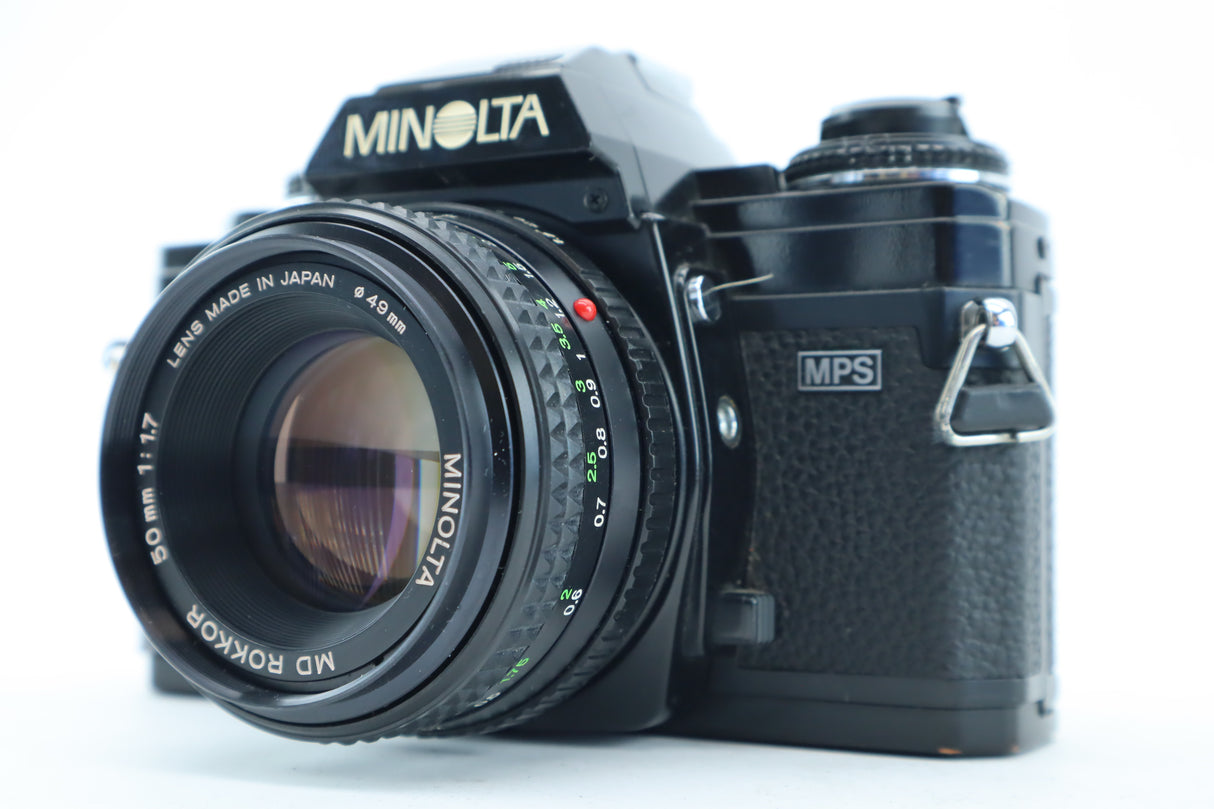 Minolta X-700 with MD Rokkor 50mm 1,7