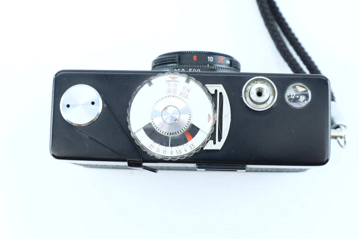 Rollei B 35 with Triotar 40mm f/3.5 Lens