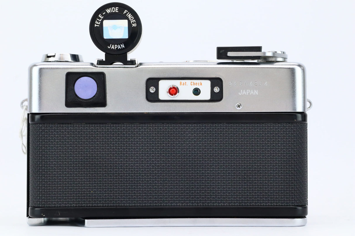 ياشيكا اليكترو 35 | 1:1.7 f=45 ملم