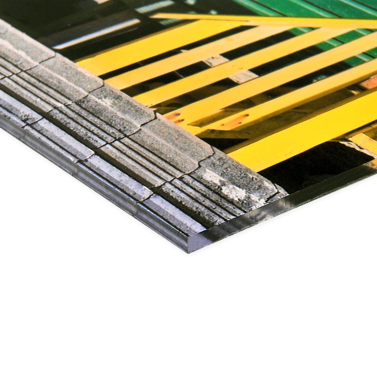 زجاج أكريليك