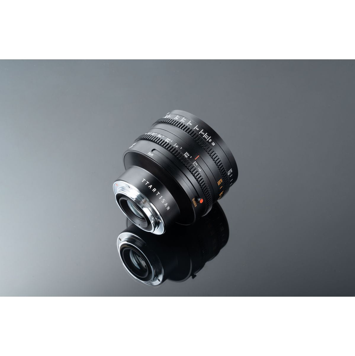 TTArtisan 35mm T2.1 Fuji-X Mount - image 2 of 5