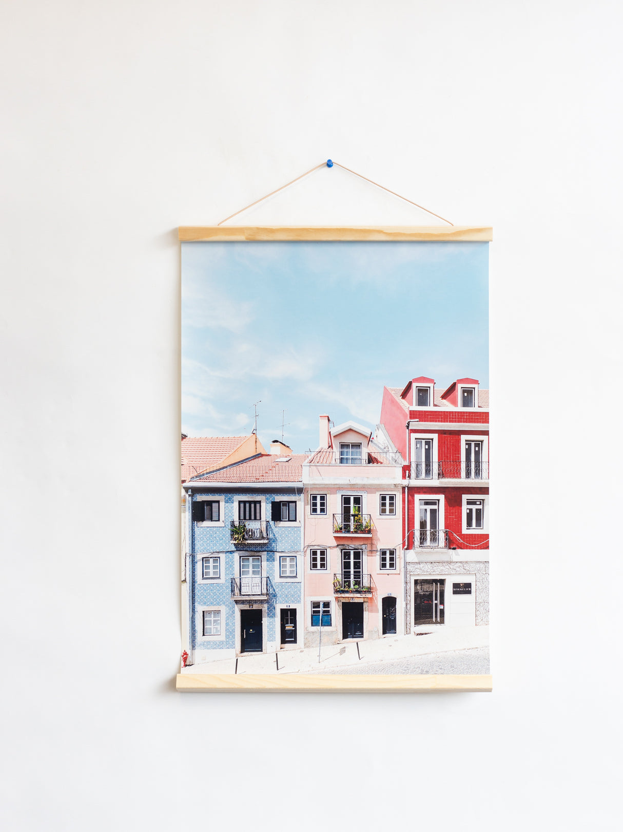 ملصق مع حصيرة تعليق للملصق