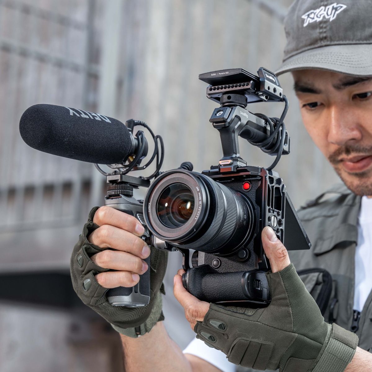 SmallRig 4903 Cage Kit For Panasonic LUMIX S1R II