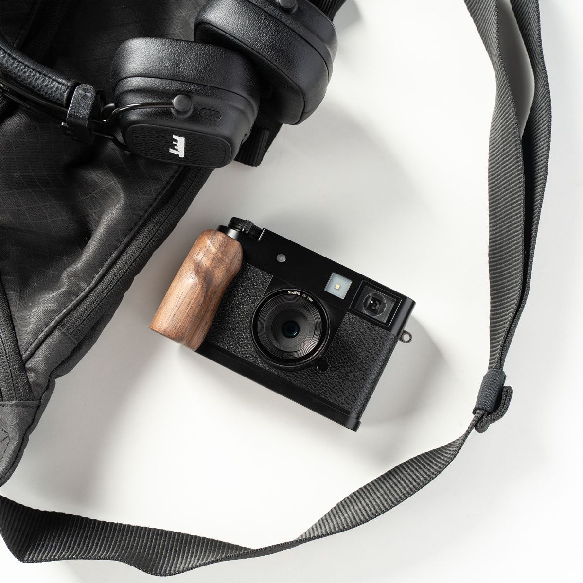 SmallRig 5224 L-Shaped Mount Plate w/ Wooden Handle For Fujifilm X Half (Black) - image 3 of 5