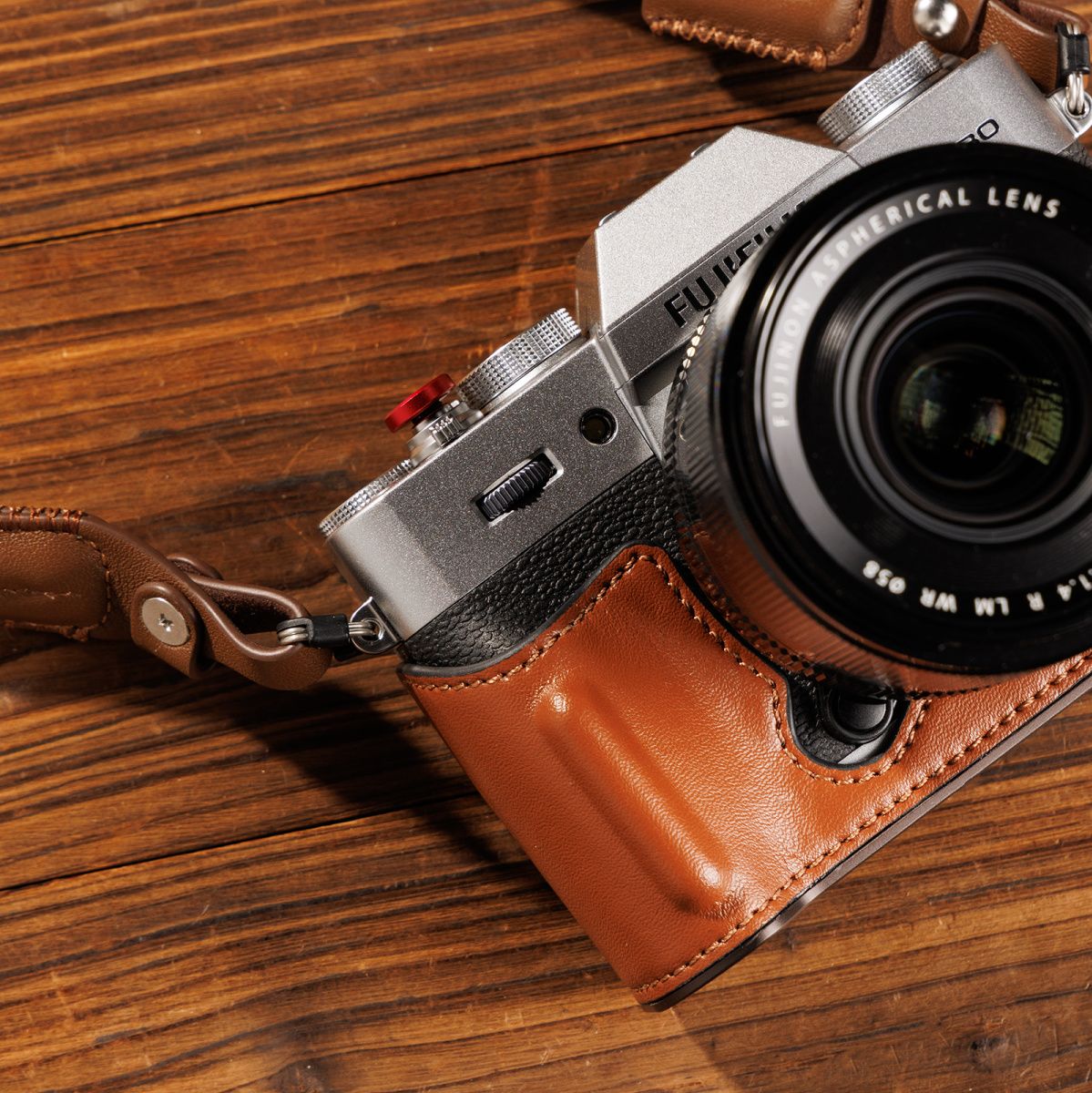 SmallRig 5670 Leather Half Case Kit For Fujifilm X-T30 (Brown) - image 3 of 5