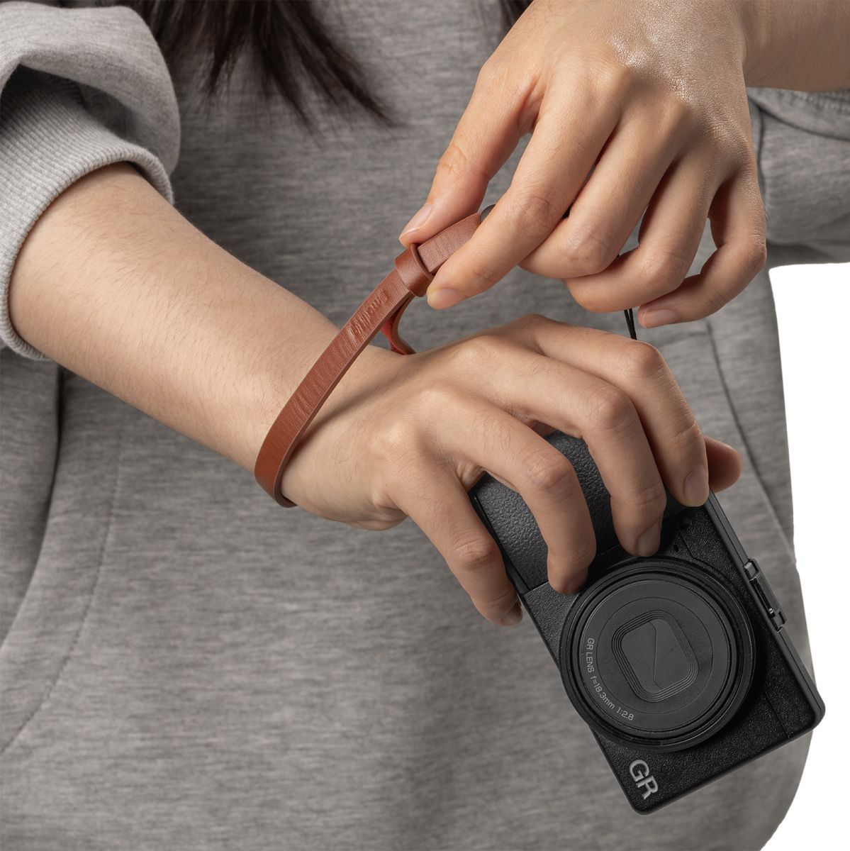SmallRig 5684 Quick Release Wrist Strap For Ricoh GR Series (Red)