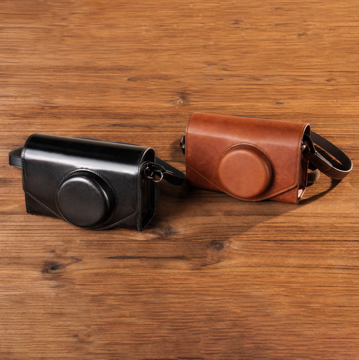 SmallRig 5987 Leather Storage Bag For Fujifilm X-E5 / X100VI (Black) - image 3 of 5