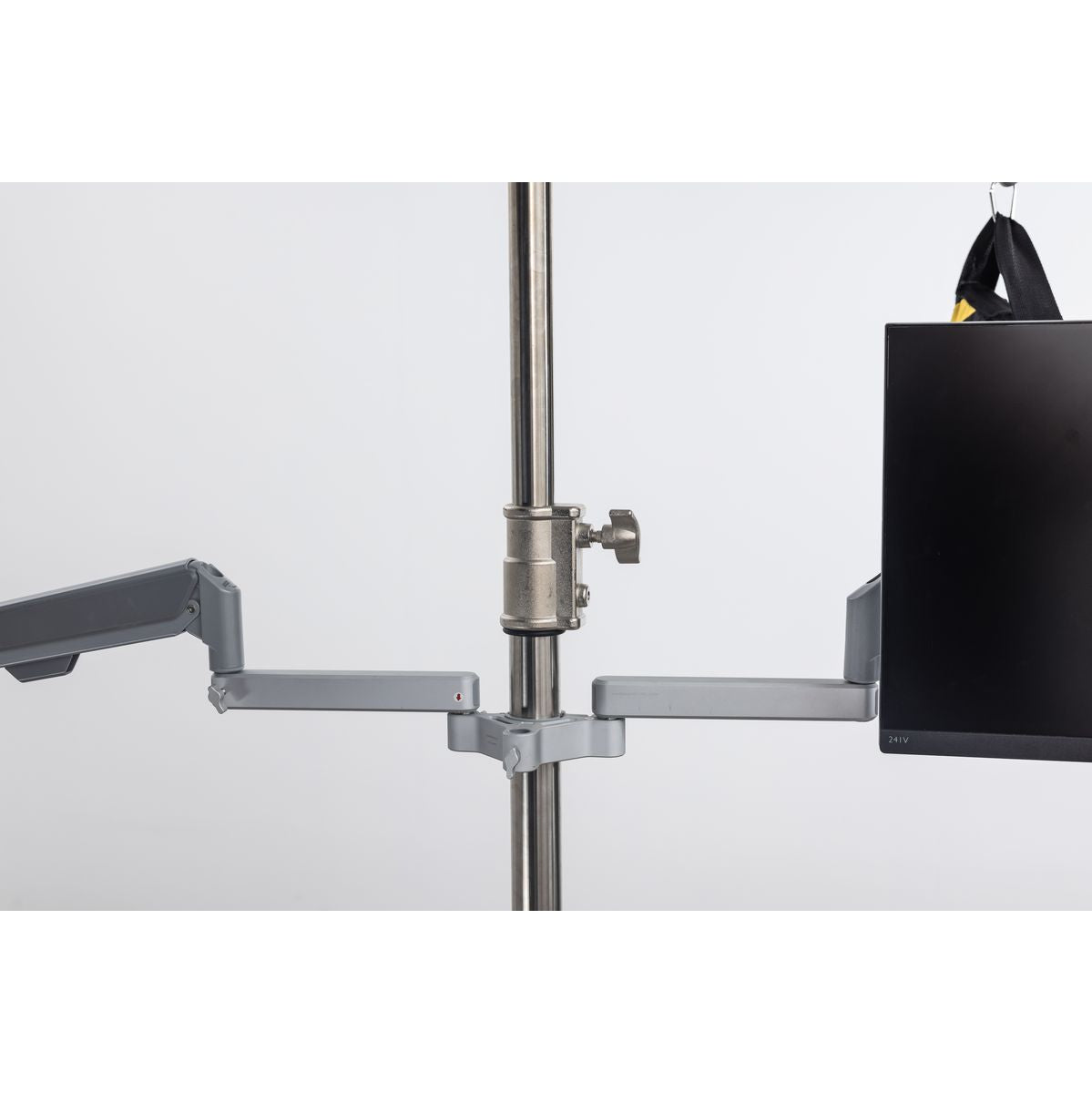 FALCAM Geartree Professional Studio w/ Casters Set 3095 - image 4 of 5