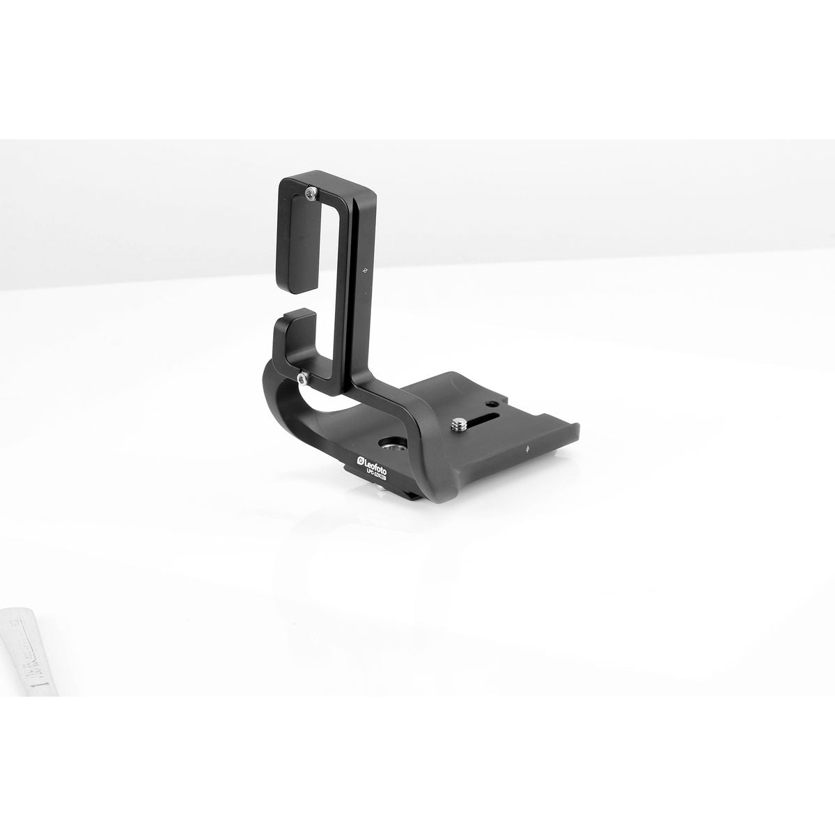 Leofoto L Plate For Canon 1DXII w/ Battery Grip