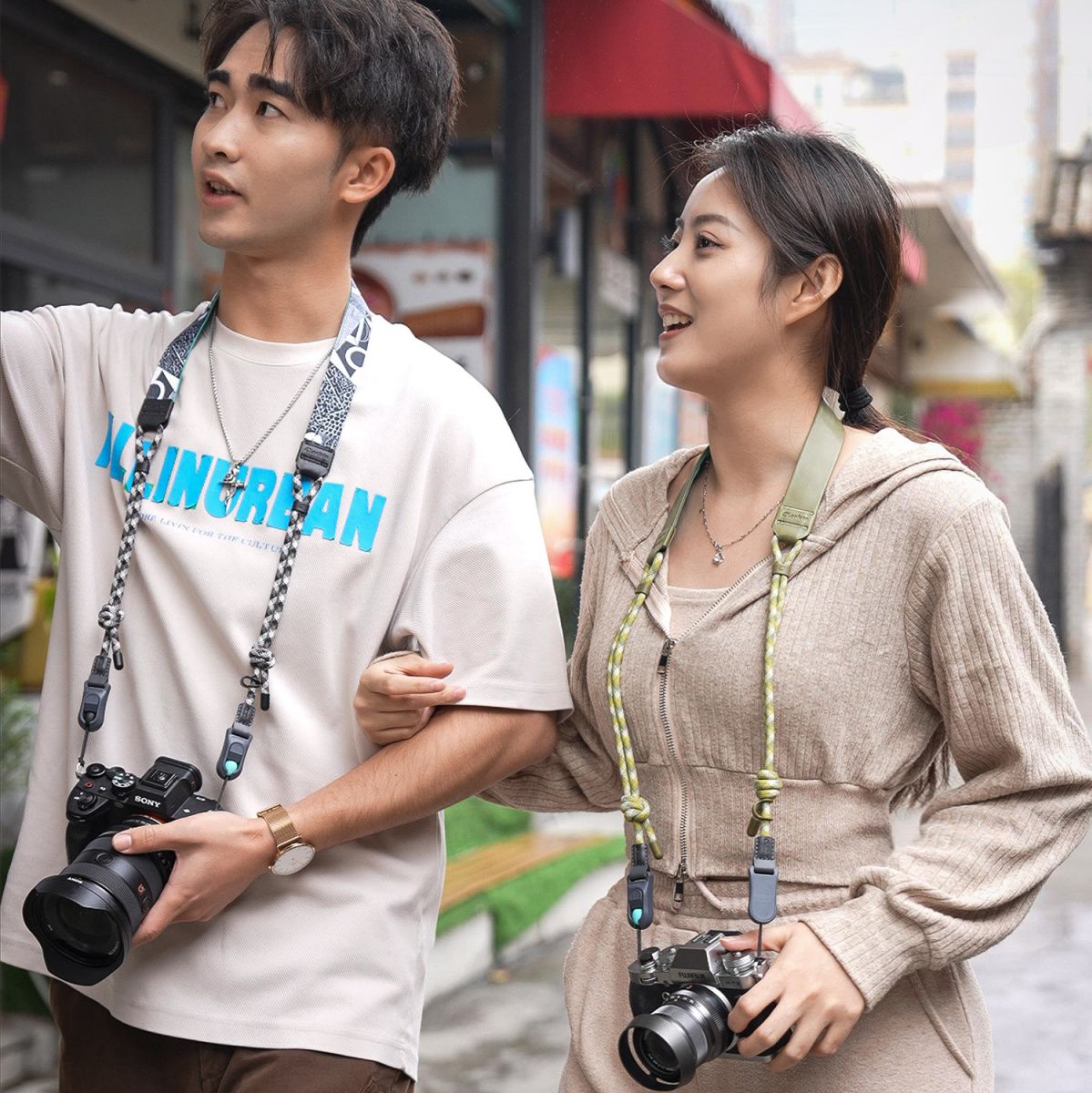 Leofoto Camera Strap - Red Mak - image 2 of 4
