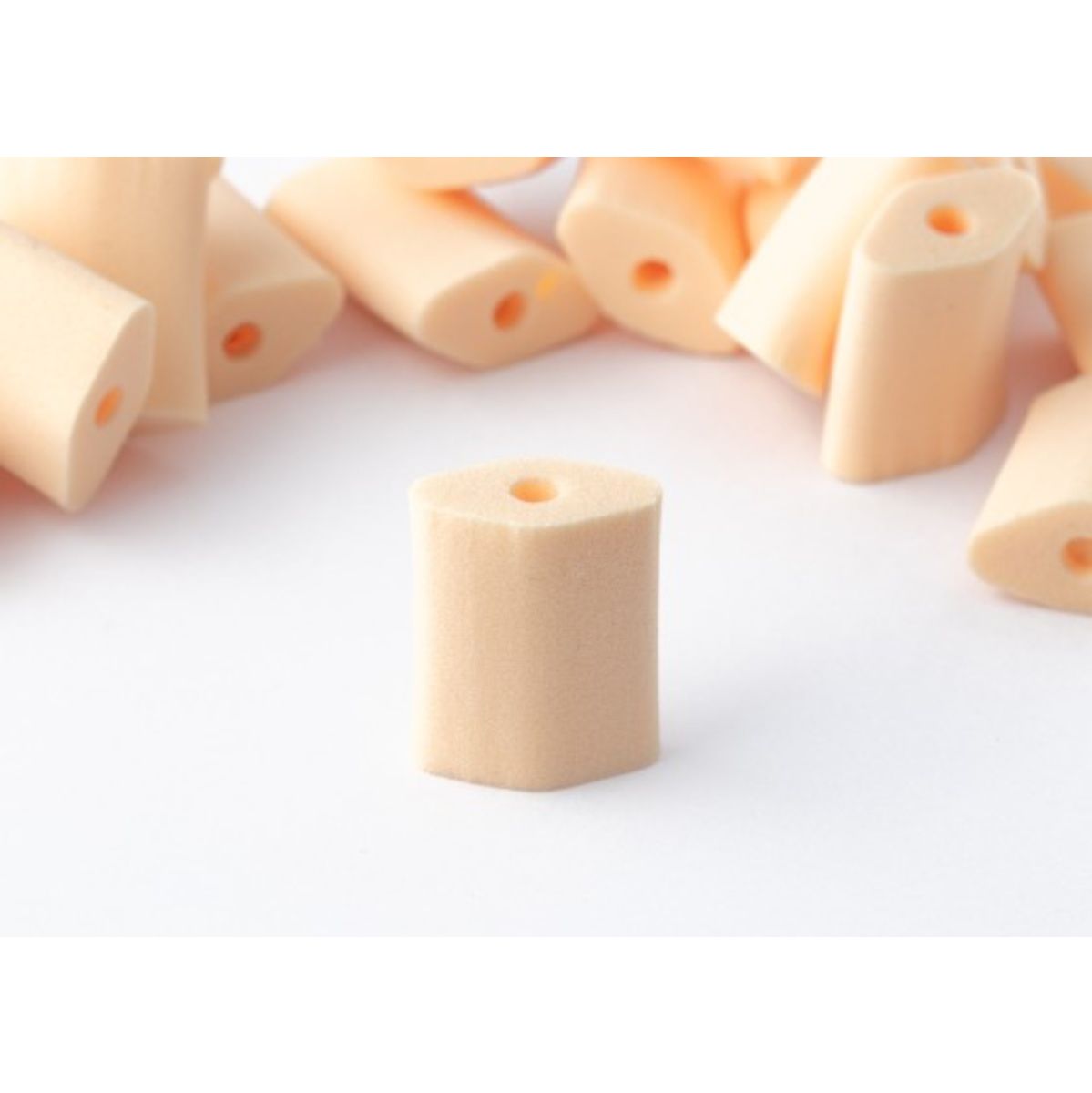 Hide-a-mic Foam-O's Regular 16 Universal Foam Microphone Mounts Beige