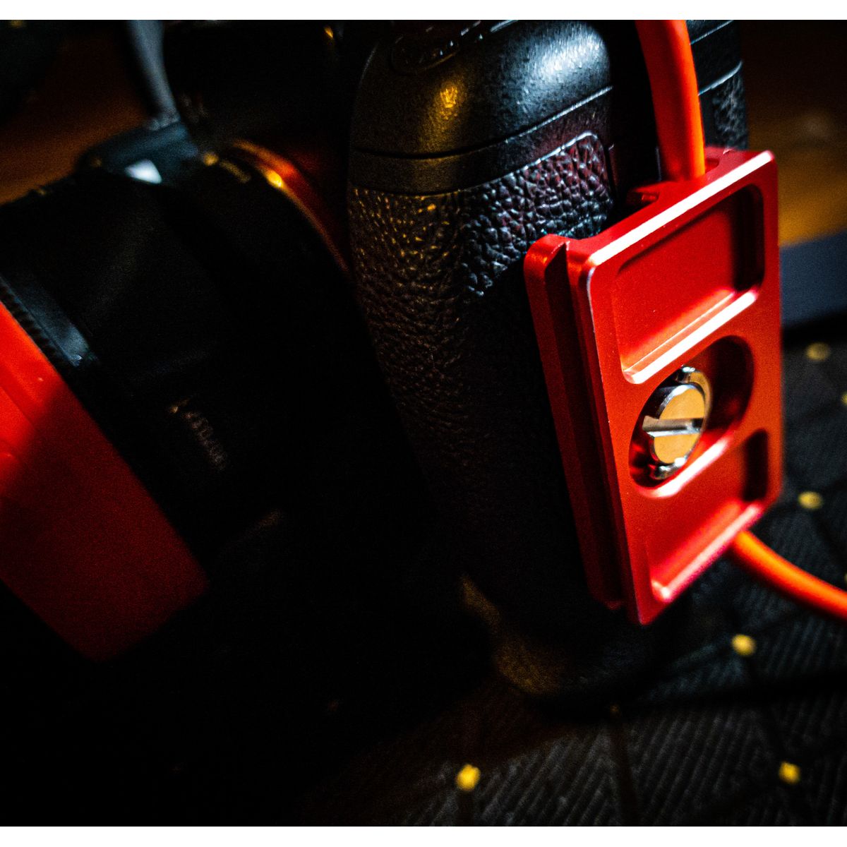 IQwire CableBlock Red