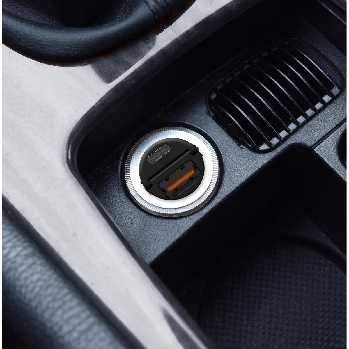 Celly Mini Car Charger 30W 1 USB + 1 USB - image 4 of 5