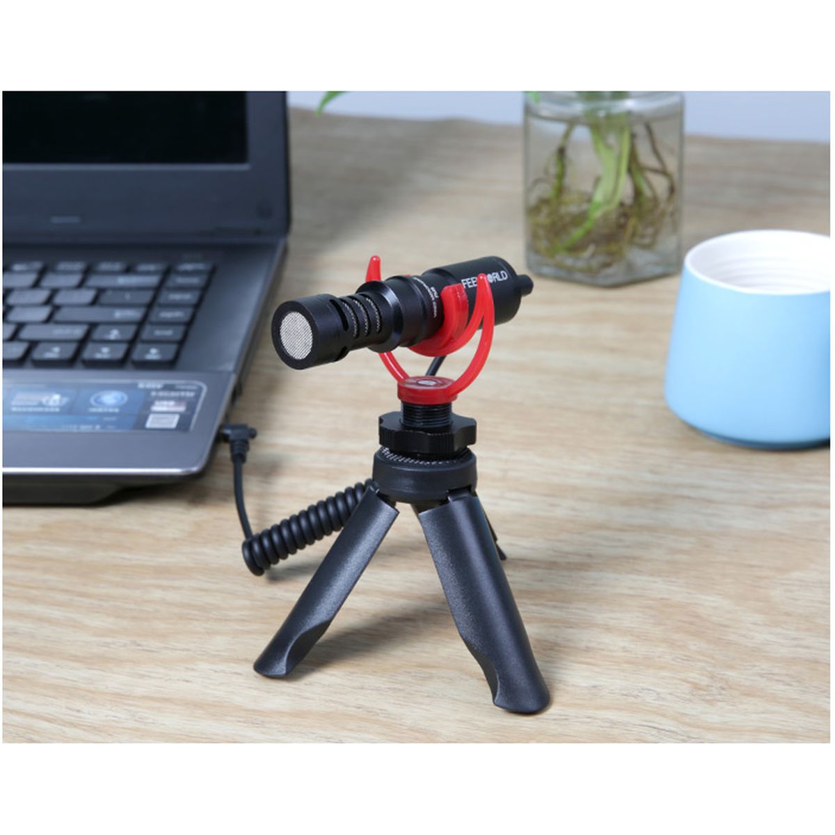 Feelworld FM8 Mini Uni Microphone For Camera & Smartphone