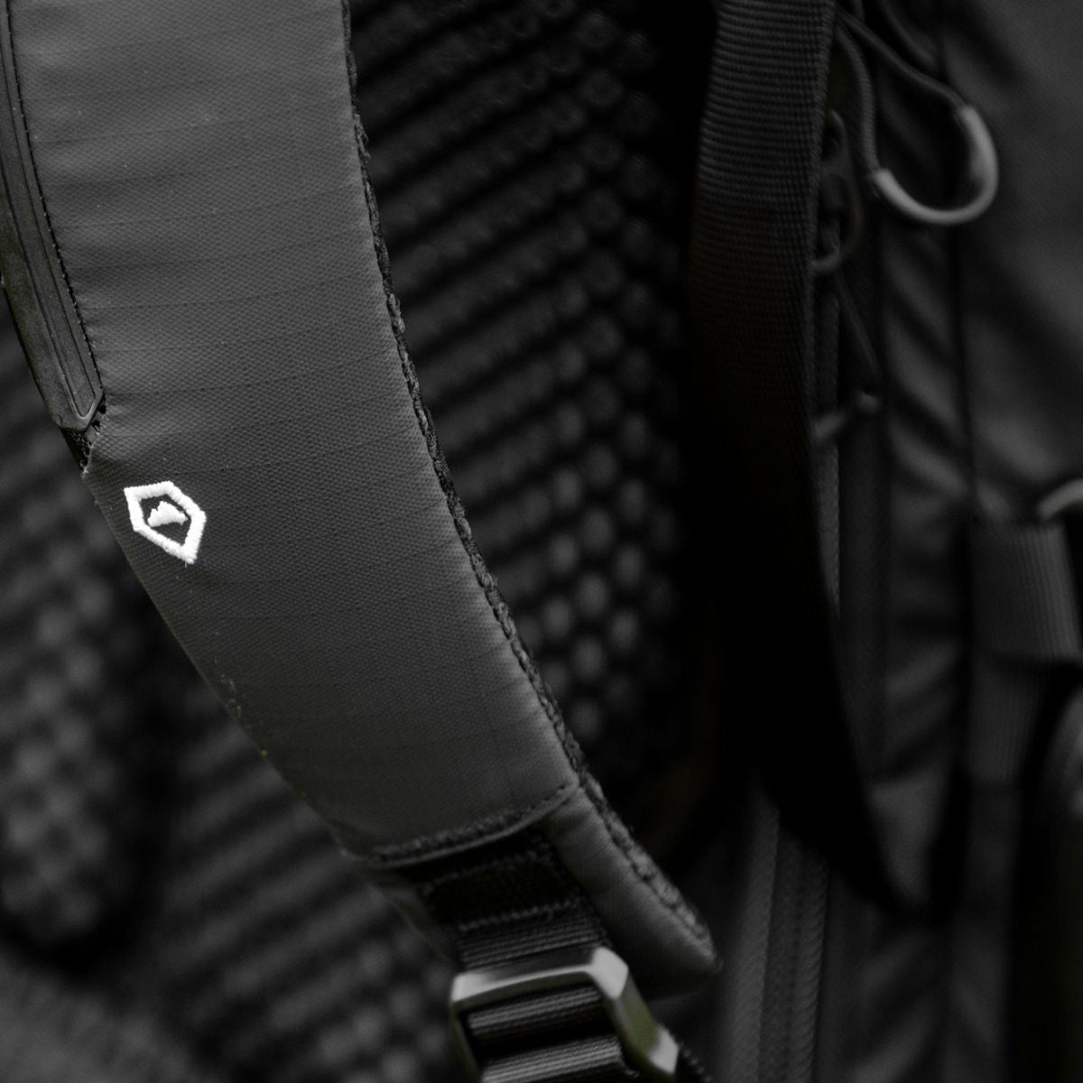 WANDRD Fernweh S/M Black