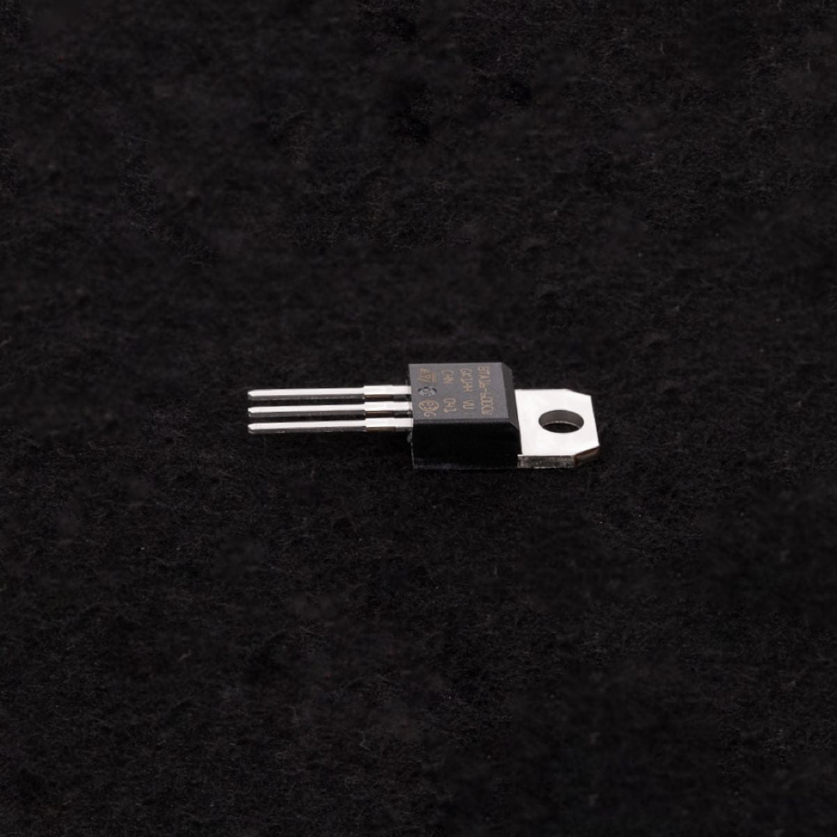 Godox DP400III Transistor BTA16 - image 2 of 2