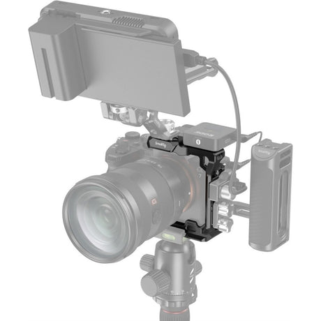 SmallRig 3639 Half Cage For Sony A7 IV/7S III/1/7R IV - image 4 of 5