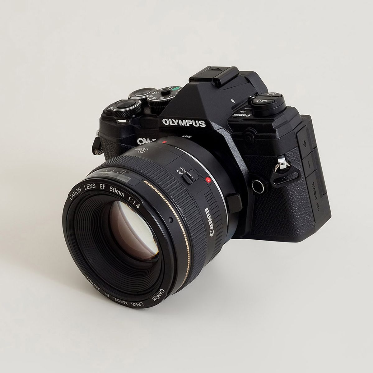 Urth Lens Mount Adapter Canon (EF / EF-S) Lens To Micro Four Thirds (M4/3) - image 4 of 5