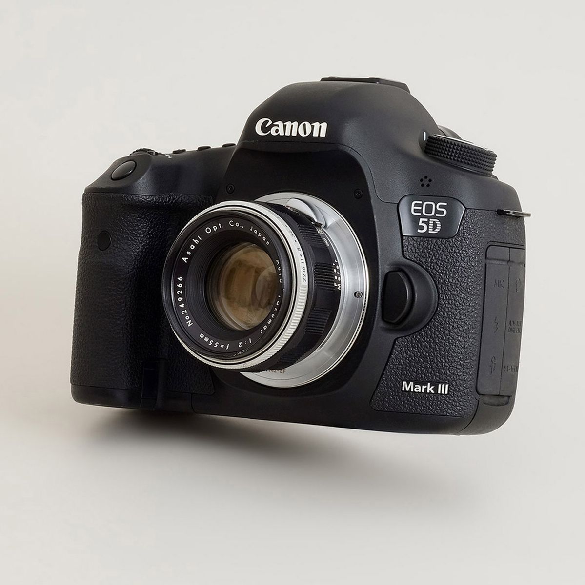 Urth Lens Mount Adapter: Compatible w/ M42 Lens To Canon (EF