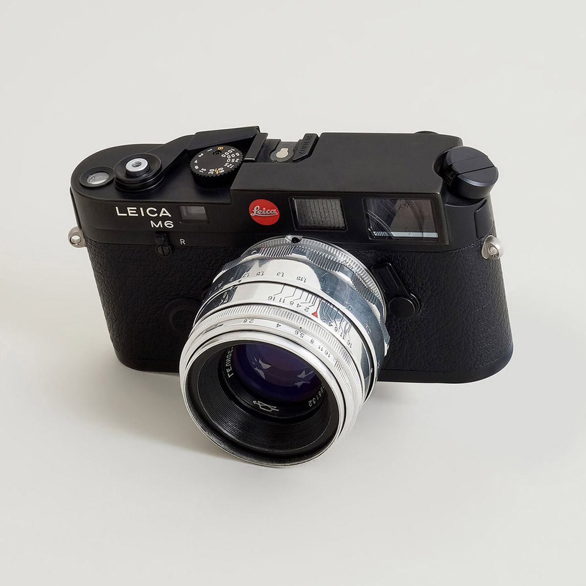 Urth Lens Mount Adapter M39 Lens To Leica M Camera Body (50-75mm Frame Lines) - image 4 of 5