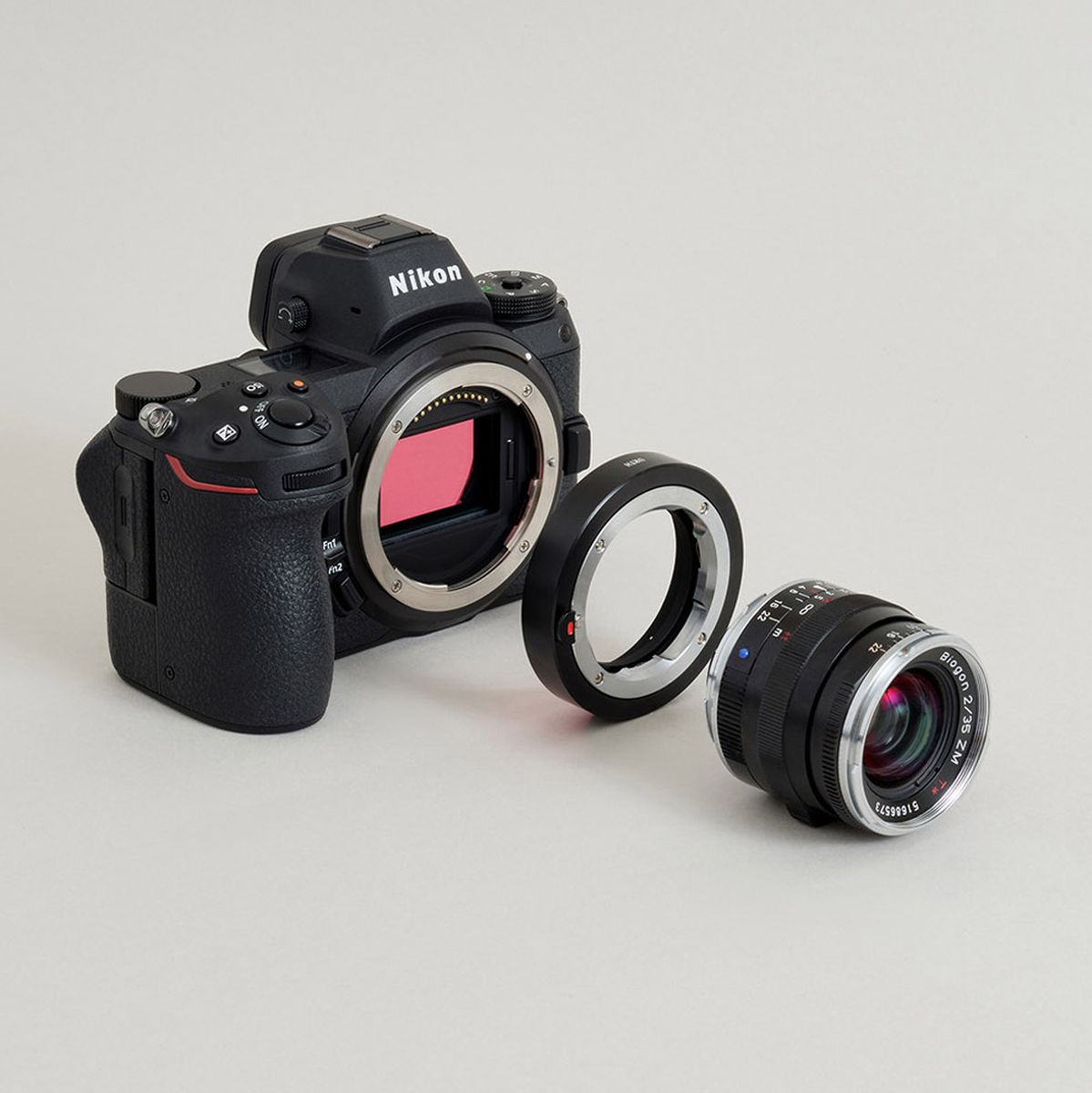 Urth Lens Mount Adapter: Compatible w/ Leica M Lens To Nikon