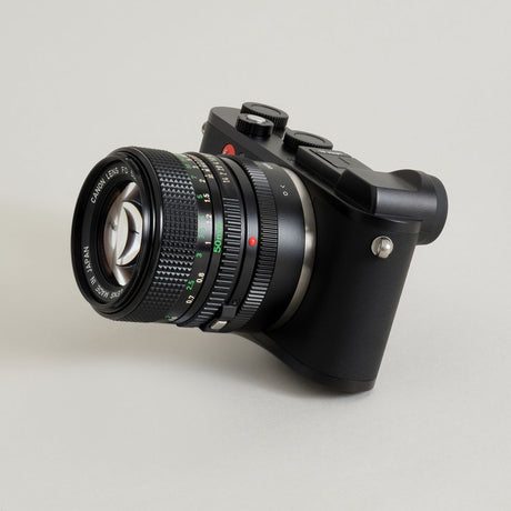 Urth Lens Mount Adapter: Compatible w/ Canon FD Lens To Leica L Camera Body - image 4 of 5