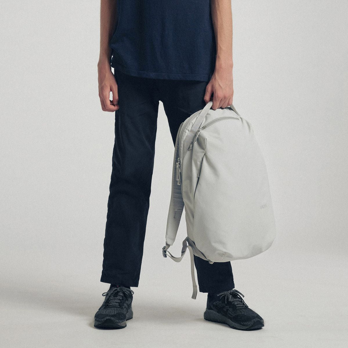 Urth Norite 24l Backpack (Ash Grey)