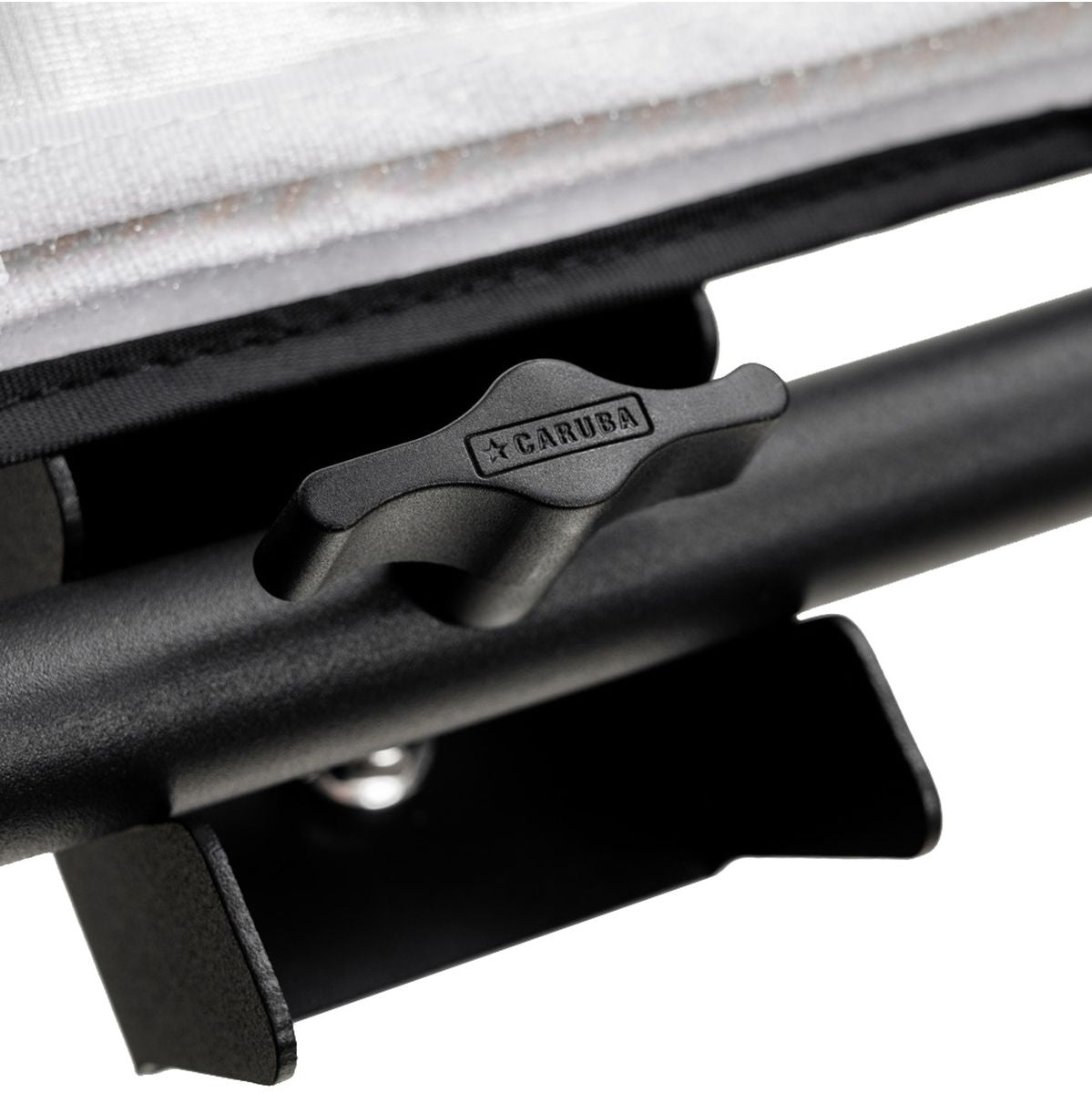 Caruba Curved Face Reflector Pro Kit - 110cm X 60cm (w/ Uitb
