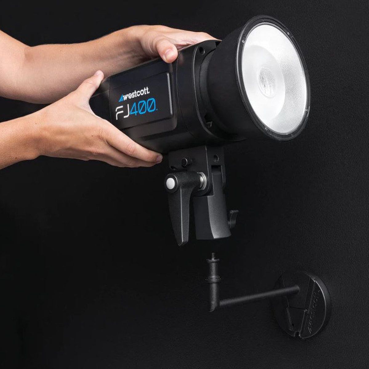 Westcott Float Wall Mount Arm Kit By Lindsay Adler