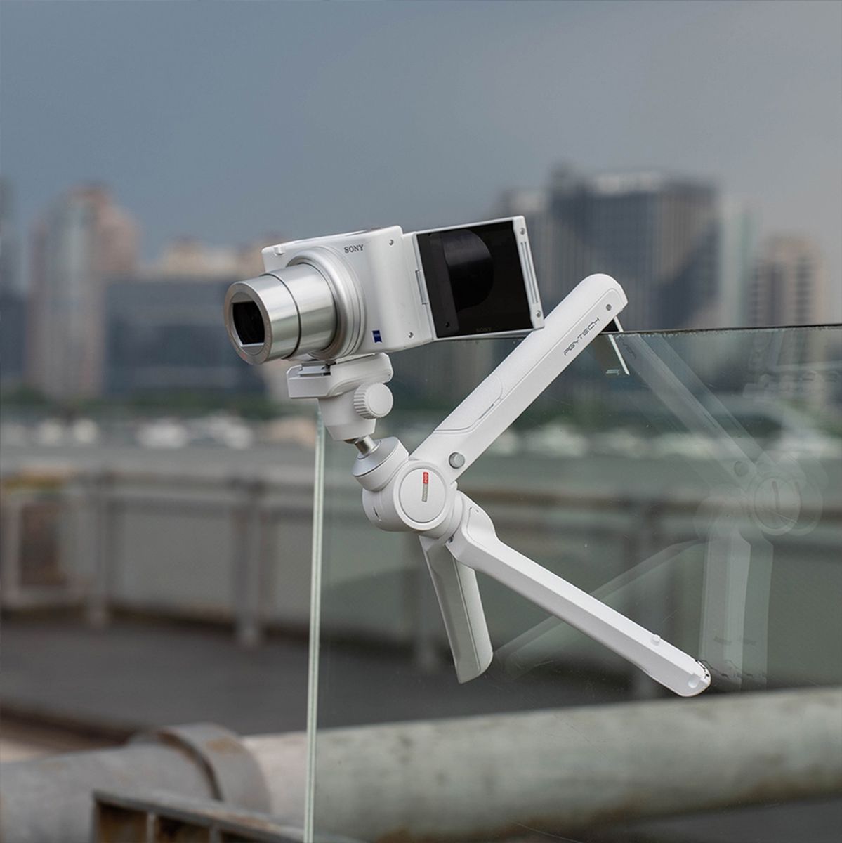 PGYTECH Mantispod 2.0Ï¼ˆMOON WHITEÏ¼‰ - image 3 of 5